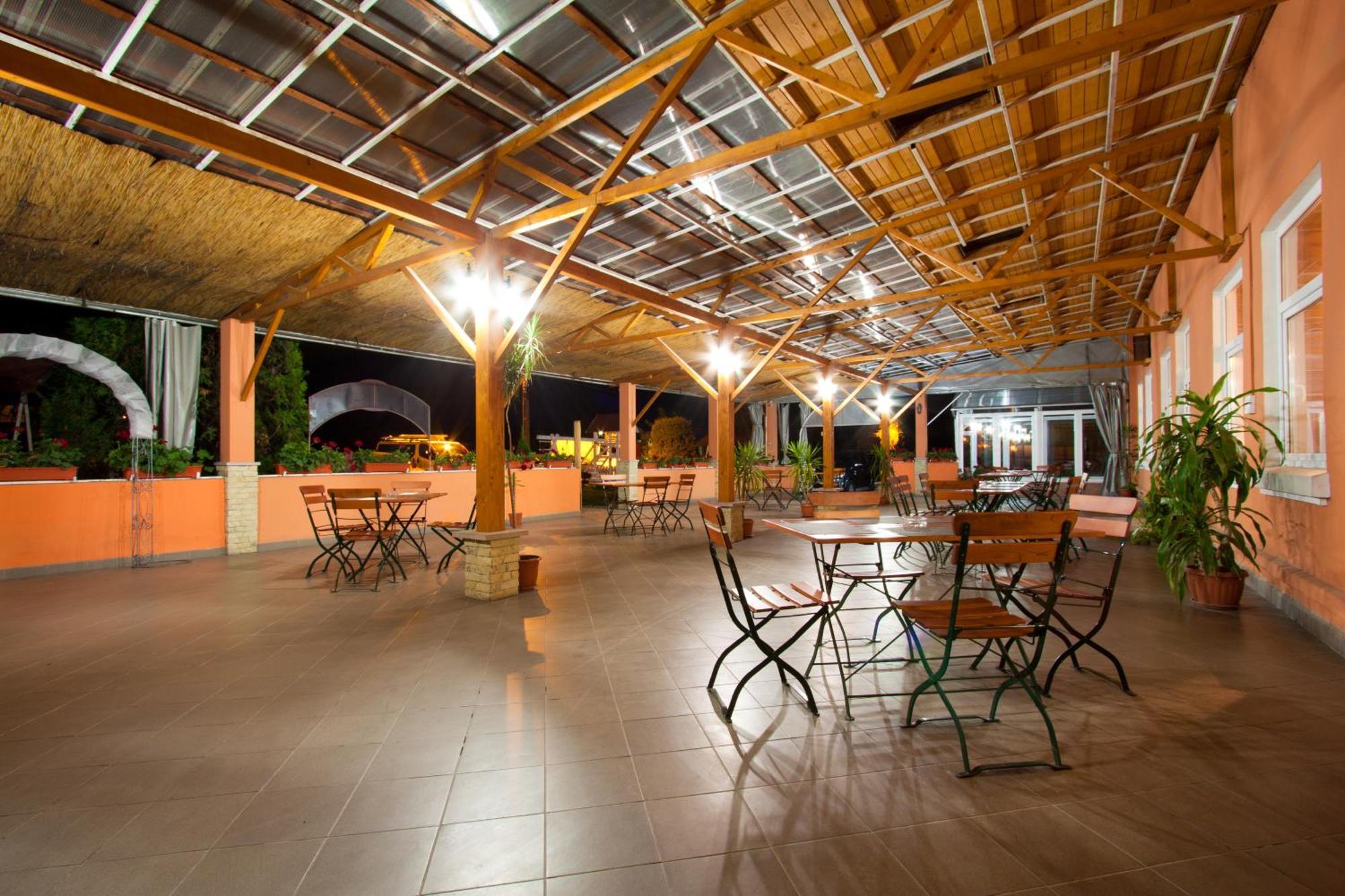 Filo Hotel Gheorgheni  Εξωτερικό φωτογραφία