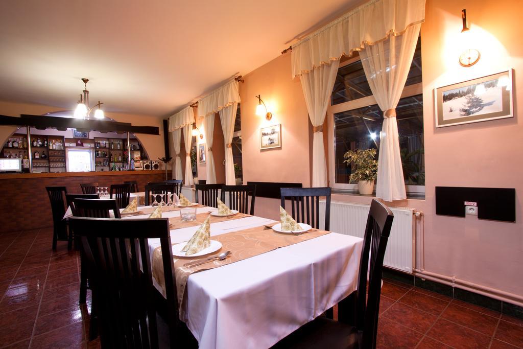 Filo Hotel Gheorgheni  Εξωτερικό φωτογραφία
