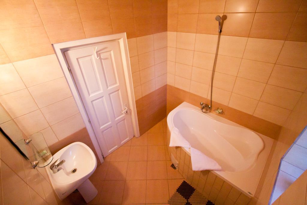 Filo Hotel Gheorgheni  Εξωτερικό φωτογραφία